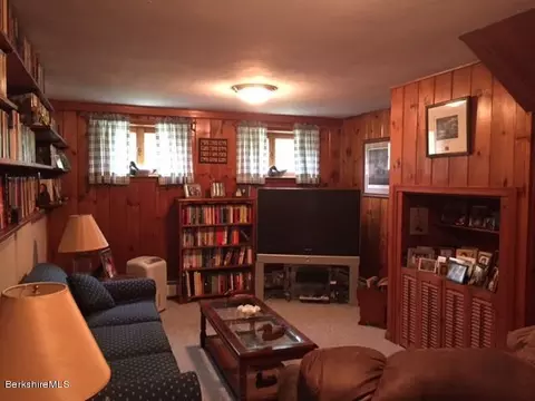 155 Summer St, Lee, MA 01238 photo 14