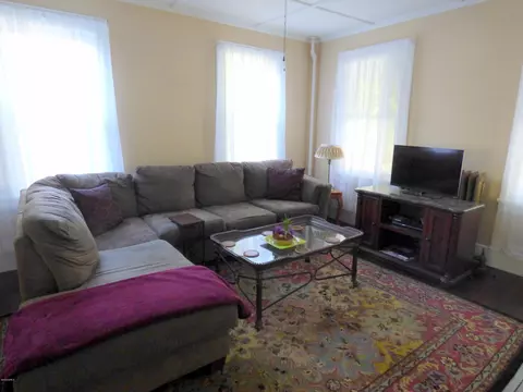 42 E Center St, Lee, MA 01238 photo 4