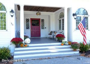 35 Walker St, Lenox, MA 01240 photo 4