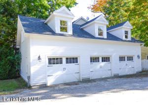 35 Walker St, Lenox, MA 01240 photo 5