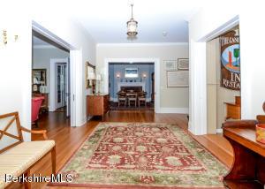 35 Walker St, Lenox, MA 01240 photo 7
