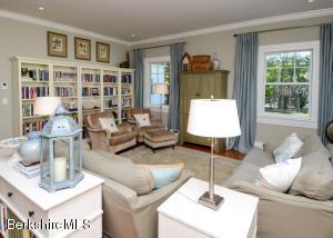 35 Walker St, Lenox, MA 01240 photo 18