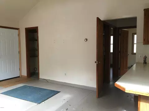 52 Cedar St, Sheffield, MA 01257 photo 2