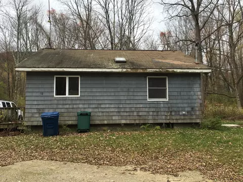 52 Cedar St, Sheffield, MA 01257 photo 1