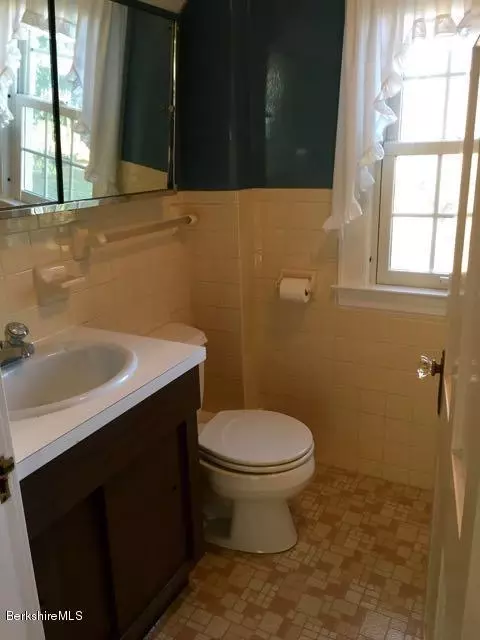 235 Marble St, Lee, MA 01238 photo 16