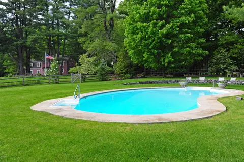 215 Spring St, Lee, MA 01238 photo 47