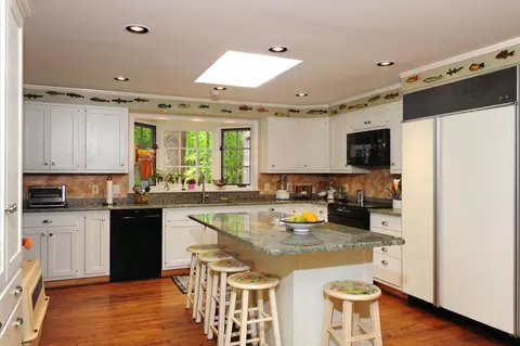 215 Spring St, Lee, MA 01238 photo 20