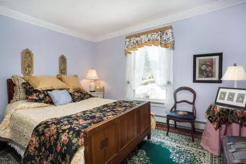 54 High St, Lee, MA 01238 photo 18