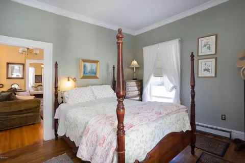 54 High St, Lee, MA 01238 photo 11