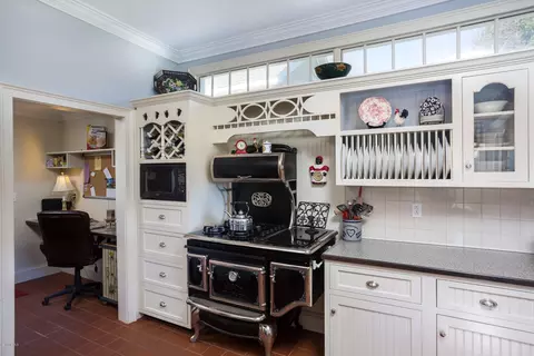 54 High St, Lee, MA 01238 photo 9