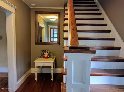 545 Chapel St, Lee, MA 01238 photo 10