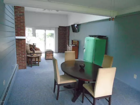 60 Parkview Ter, Lee, MA 01238 photo 11