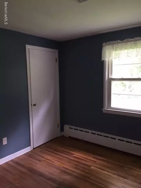 60 Parkview Ter, Lee, MA 01238 photo 27
