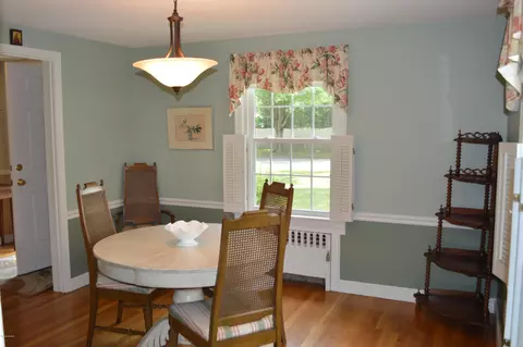 97 Bridle Path Rd, Springfield, MA 01118 photo 3