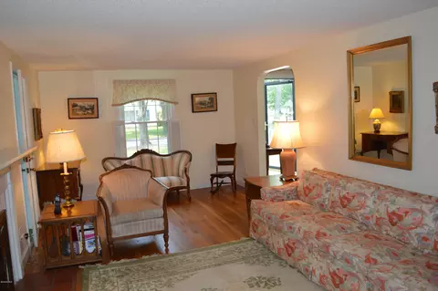 97 Bridle Path Rd, Springfield, MA 01118 photo 19