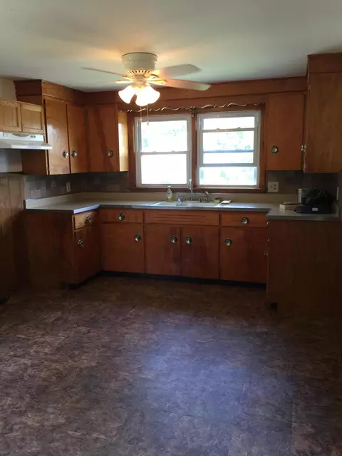 85 Birch St, Lee, MA 01238 photo 4