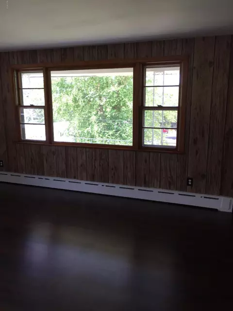 85 Birch St, Lee, MA 01238 photo 6