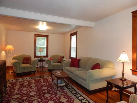 5 Summer St, Lee, MA 01238 photo 13