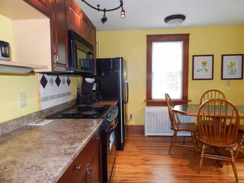 5 Summer St, Lee, MA 01238 photo 9