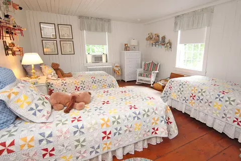 600 Greylock St, Lee, MA 01238 photo 17