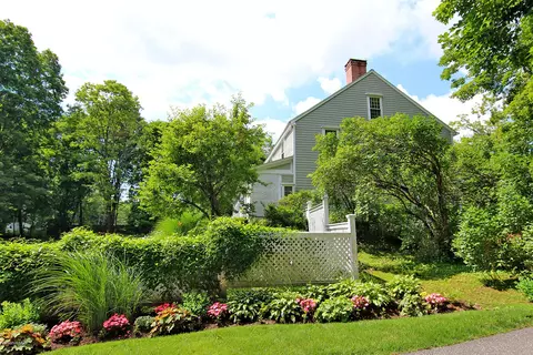 600 Greylock St, Lee, MA 01238 photo 23