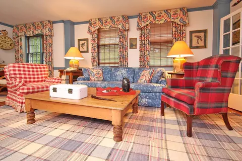 600 Greylock St, Lee, MA 01238 photo 6