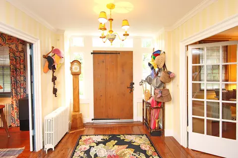600 Greylock St, Lee, MA 01238 photo 4