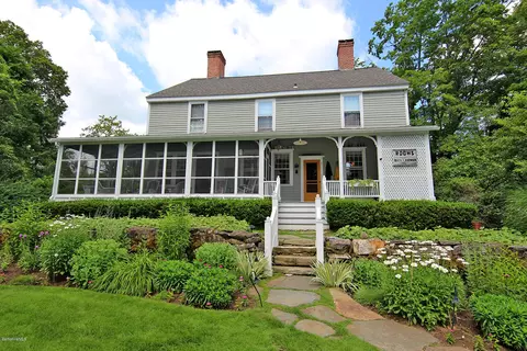 600 Greylock St, Lee, MA 01238 photo 25