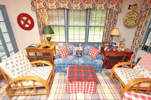 600 Greylock St, Lee, MA 01238 photo 7