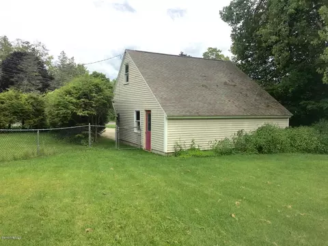 480 Walker St, Lenox, MA 01240 photo 5