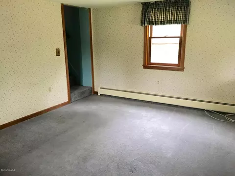 480 Walker St, Lenox, MA 01240 photo 7
