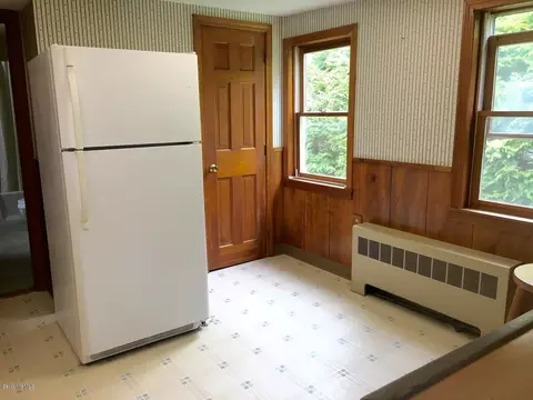 480 Walker St, Lenox, MA 01240 photo 11