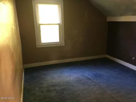 175 High St, Lee, MA 01238 photo 20