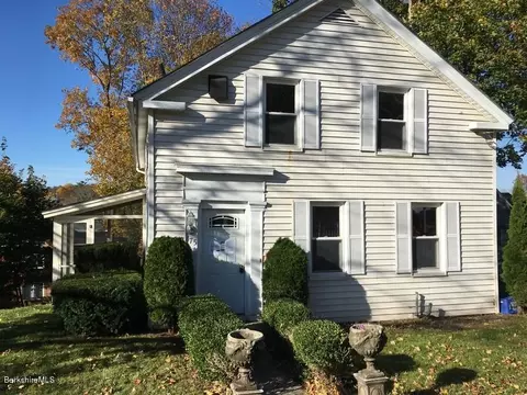 175 High St, Lee, MA 01238 photo 1