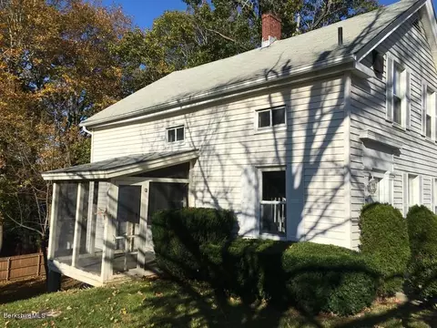 175 High St, Lee, MA 01238 photo 4