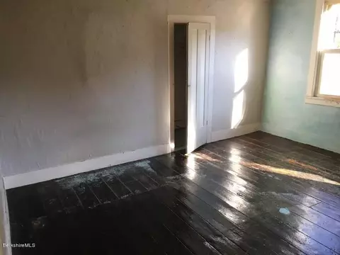 175 High St, Lee, MA 01238 photo 16