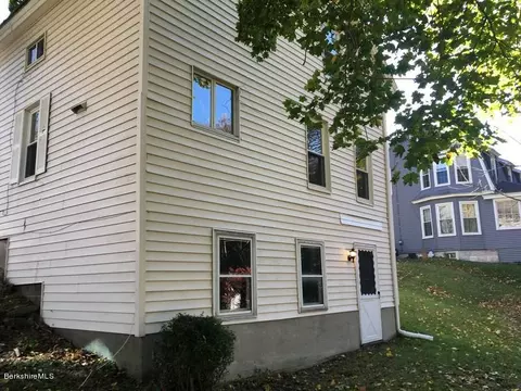 175 High St, Lee, MA 01238 photo 7
