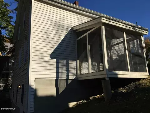 175 High St, Lee, MA 01238 photo 5