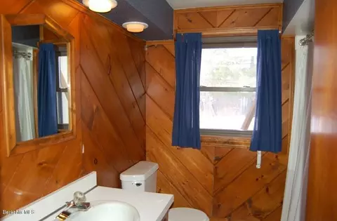170 Fairview St, Lee, MA 01238 photo 14