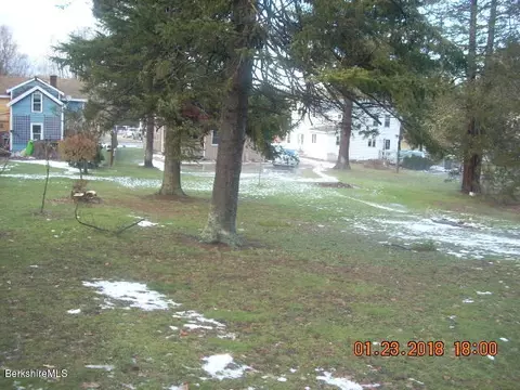 104 Orchard St, Lee, MA 01238 photo 15
