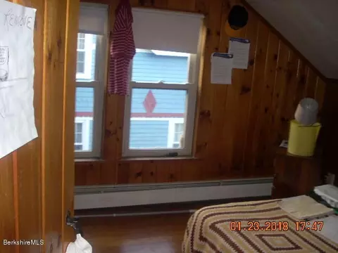 104 Orchard St, Lee, MA 01238 photo 9