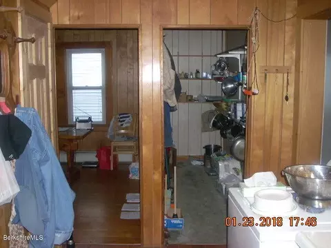 104 Orchard St, Lee, MA 01238 photo 3