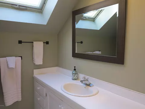 355 S Undermountain Rd, Sheffield, MA 01257 photo 17