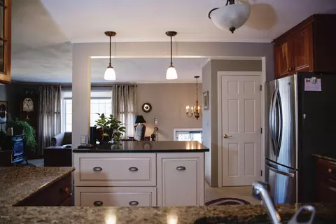 420 Greylock St, Lee, MA 01238 photo 6