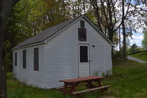 374 West Rd, Lee, MA 01238 photo 6
