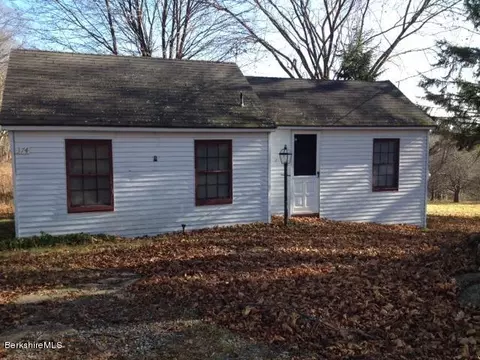 374 West Rd, Lee, MA 01238 photo 7