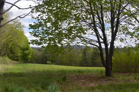 374 West Rd, Lee, MA 01238 photo 2