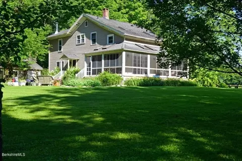 176 Maple Ave, Sheffield, MA 01257 photo 1