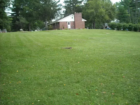 100 Parkview Ter, Lee, MA 01238 photo 7