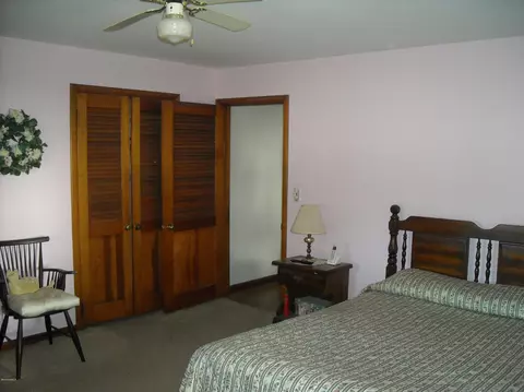100 Parkview Ter, Lee, MA 01238 photo 18